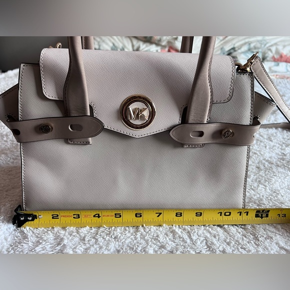 Michael Kors Beige Leather Handbag - Picture 7 of 8